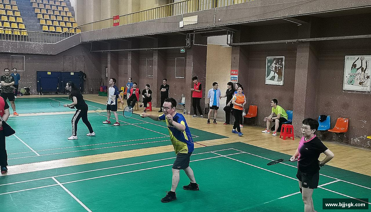 搏击激情，燃烧梦想！